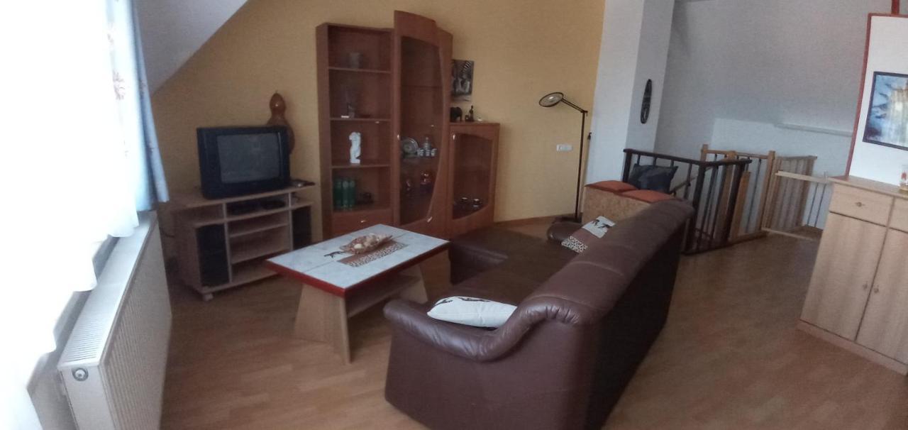 Foki Vendeghaz Villa Hidegseg ภายนอก รูปภาพ